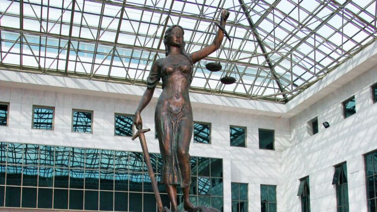 Потерпевшие по делу о жестоком убийстве матери в Шымкенте обжалуют приговор