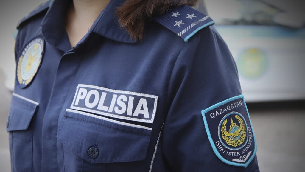 Парламент принял закон о жилищных выплатах военнослужащим и полицейским/Аскар Ахметуллин, бильд-редактор: Дастан Шанай