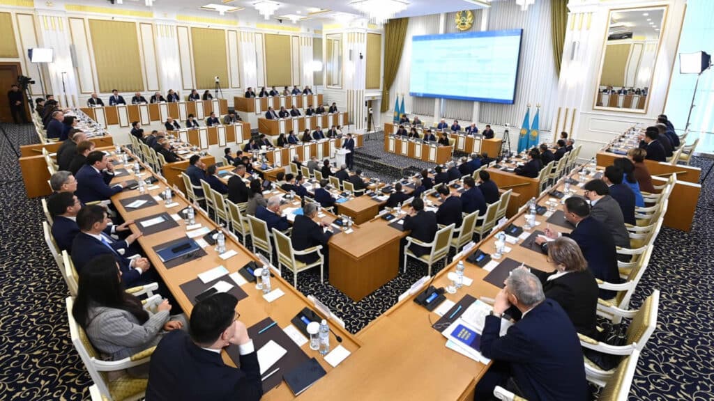 В Казахстане предложили изменить формулировку «право на жизнь» в Конституции