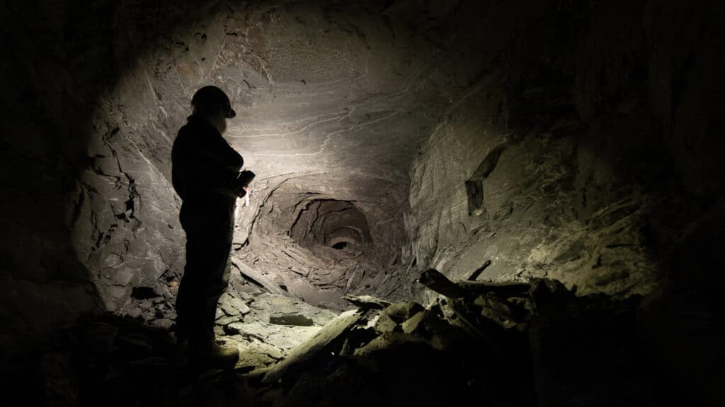 Активист недоволен, что после трагедии на руднике "Казахмыса" не осудили руководителей