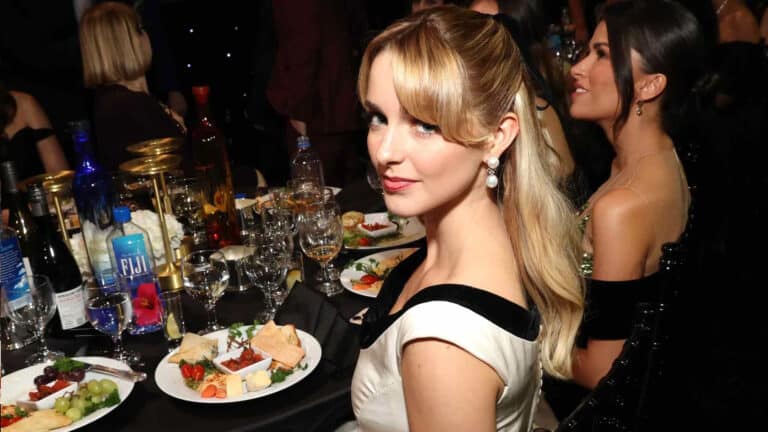 Ужин голливудских звезд раскритиковали за дешевизну на премии Critics Choice Awards 