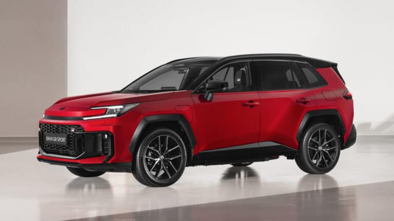 Toyota RAV4 GR Sport оказался быстрее Volkswagen Golf GTI и Tiguan Turbo R-Line