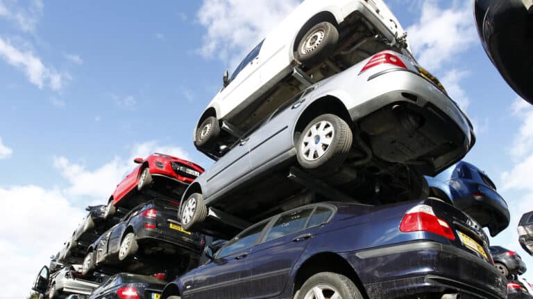 Стало известно, насколько вырос утильсбор в Казахстане в 2026 году