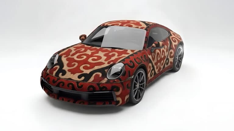 Сгенерированный в этно-стиле Porsche покоряет соцсети