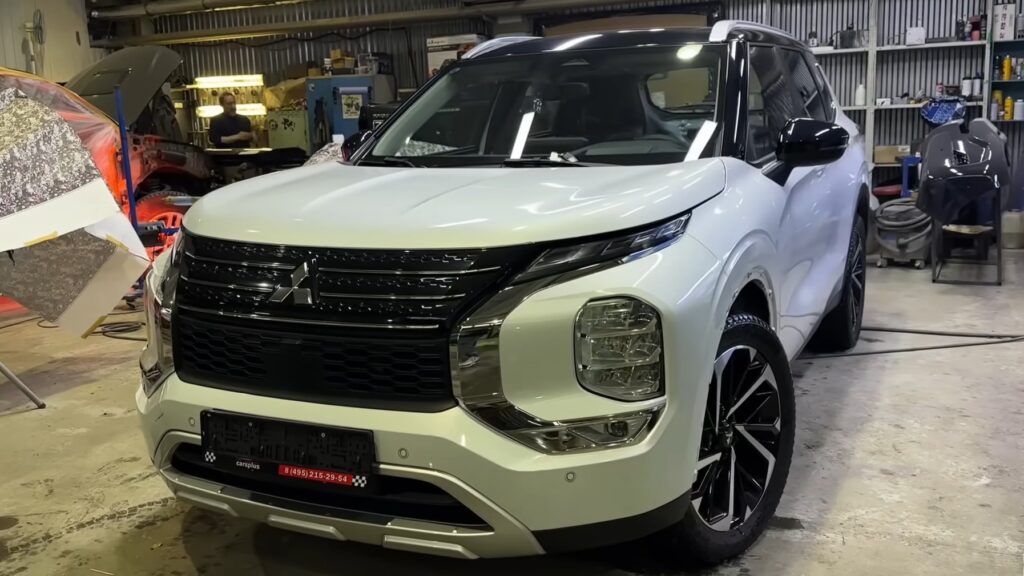 Механик рассказал, чем китайский Mitsubishi Outlander отличается от «японца»
