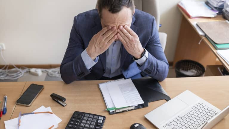 Сотни компаний в Казахстане уличили в намеренном банкротстве