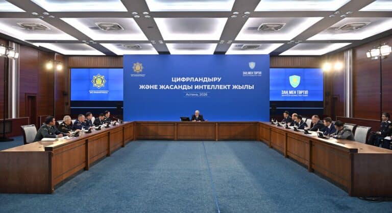 Тоқаев елдегі шетел азаматтарын қатаң бақылау жүруді тапсырды