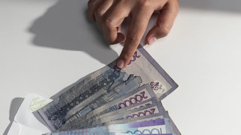 С казахстанцев планируют собрать 10 трлн тенге НДС в 2026 году