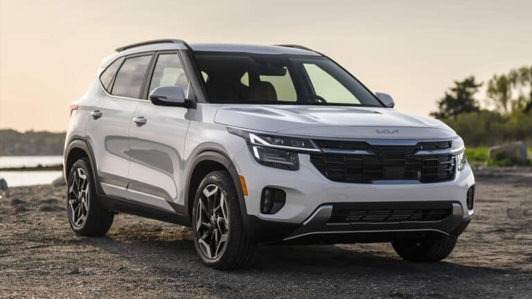 Kia Seltos впервые стал гибридом – логичный шаг в эру электрификации