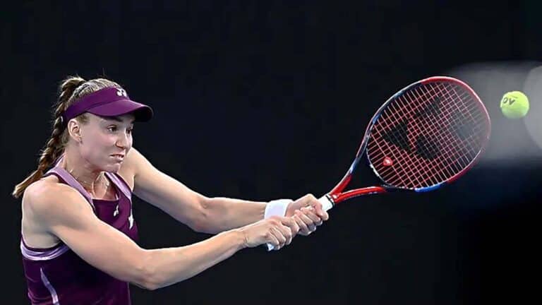 Проиграв себе и Муховой, Рыбакина завершила турнир в Брисбене