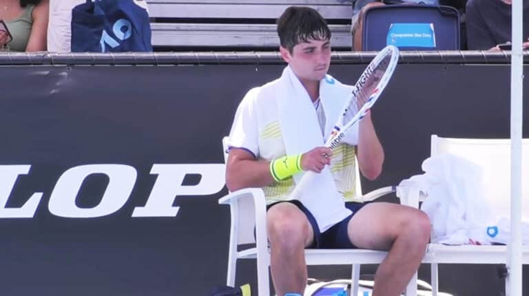 Шевченко за 3,5 часа в 30-градусную жару победил темнокожего шведа на АО-2026