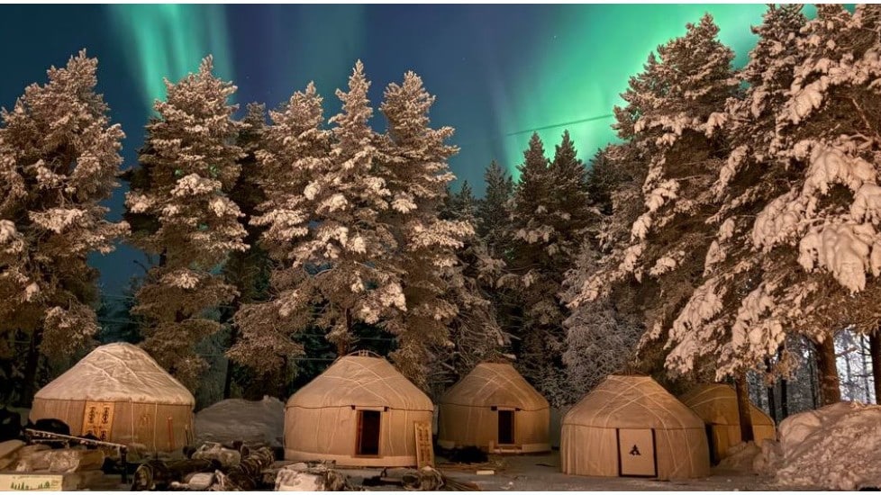 Киіз үйлер әлемнің түкпір-түкпірінен келетін туристерге арналған хостел ретінде пайдаланылатын болады /фото: бейнежазбадан кадр
