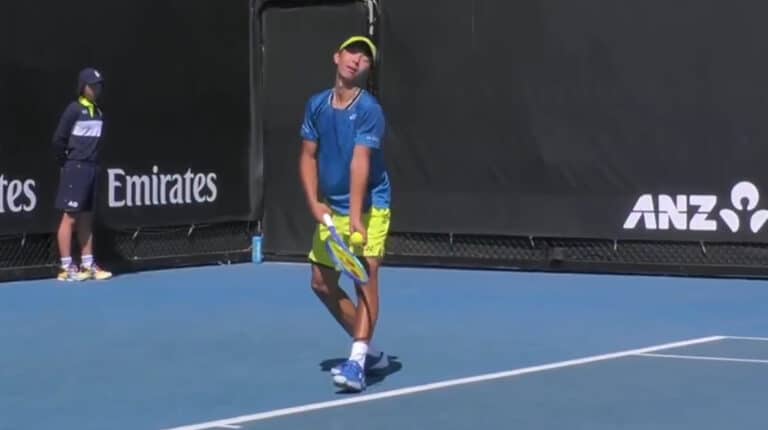 Нурланулы, победив Такизаву, открыл новый день на AO-2026