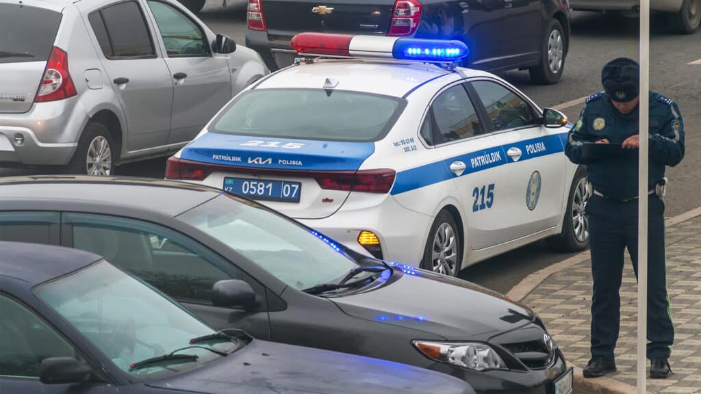 МВД предупредило водителей о строгих проверках на дорогах