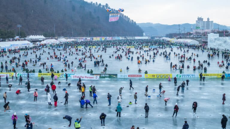 South Korea hosts annual ice fishing festival