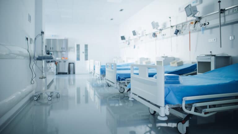 Бывший глава Минздрава предупредил о рисках для пациентов из-за новых проверок