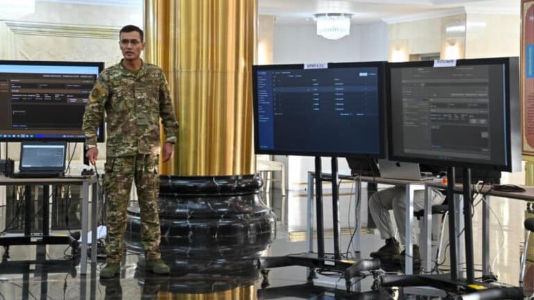 Токаев рассказал о цифровой угрозе нацбезопасности