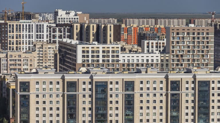 Требования к высоткам ужесточат в Казахстане с 1 февраля