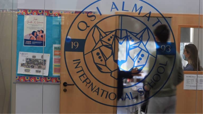 В элитной школе QSI в Алматы школьница пыталась покончить с собой