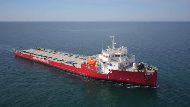 «КазМунайГаз» рассказал о повреждении зафрахтованного танкера Matilda