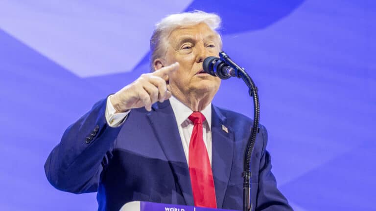 Trump backs away from force, repeats claim on Greenland’s strategic value