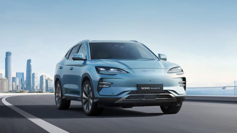 Реальный запас хода BYD Song Plus EV зимой проверили на трассах Казахстана