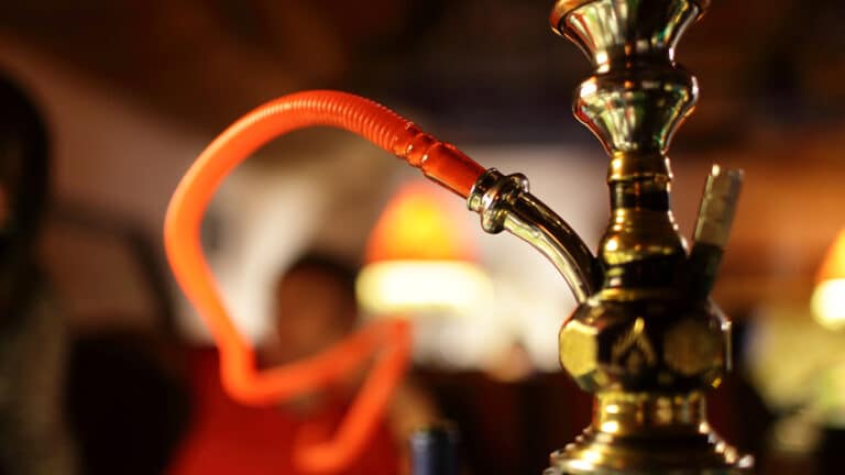 Возможную легализацию кальянов продолжают обсуждать в правительстве Казахстана