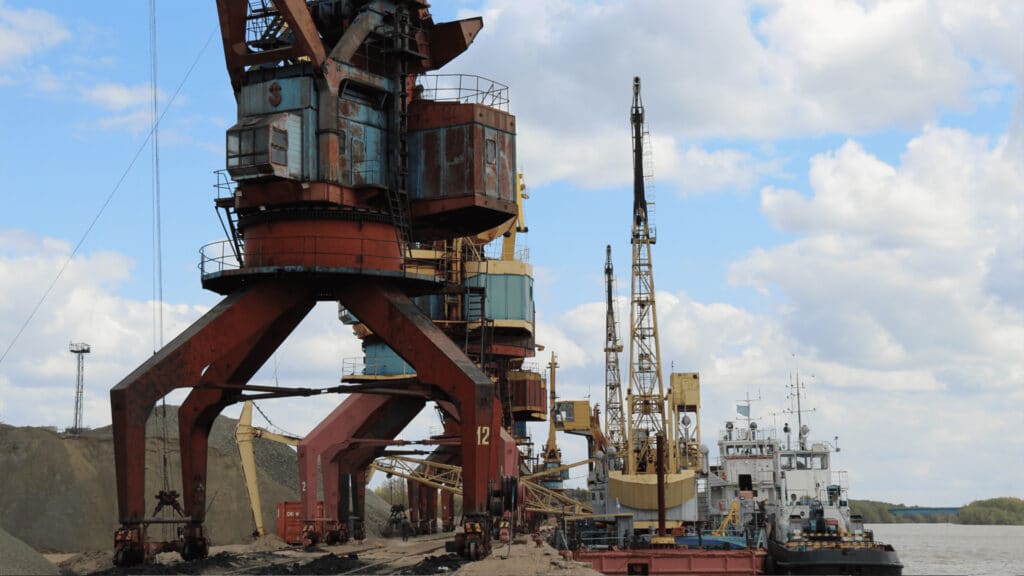 Дочка бывшего депутата возглавила Павлодарский речной порт/rechport.kz, бильд-редактор Дастан Шанай