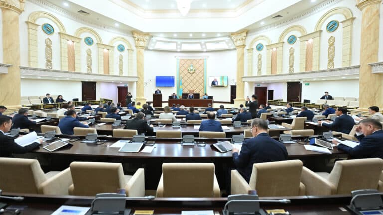 В новом парламенте Казахстана отменят президентскую квоту