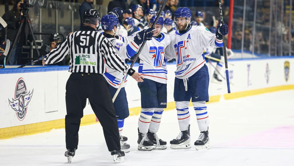 Переломив ход матча с датчанами, казахстанцы одержали волевую викторию в Ноттингеме