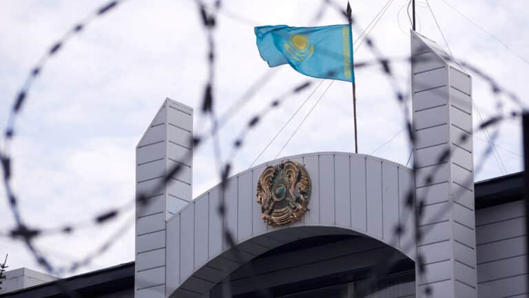 Осужденных заставляли работать по 12 часов в одной из колоний Астаны