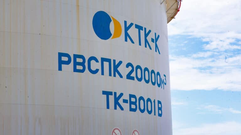 Казахстан потерял миллионы тонн нефти из-за атак на КТК: почему его сложно защитить