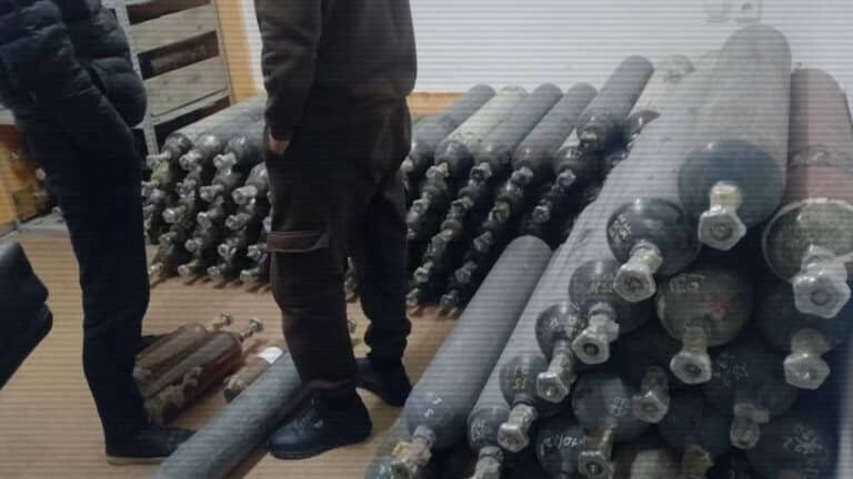 МВД накрыло склад «веселящего газа» в ночном клубе Шымкента