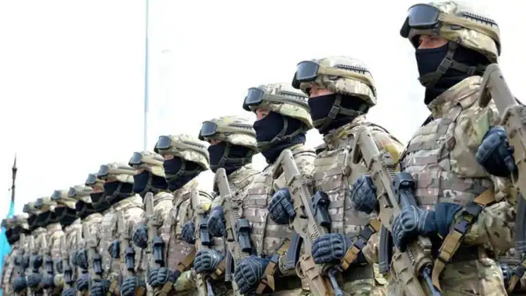 В Алматинской области солдат получил ранение на учебных стрельбах