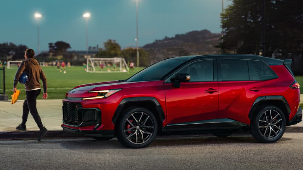 Toyota RAV4 2026 расширяет присутствие на новых рынках