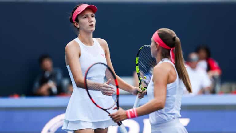 Данилина с Крунич вышли в полуфинал турнира WTA-500 в Брисбене