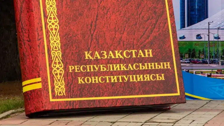 Президент Конституциялық комиссия төрағасын қабылдады