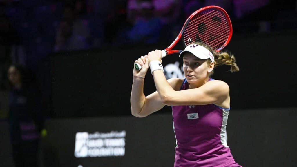Казахстанка Елена Рыбакина выиграла первый матч в 2026 году