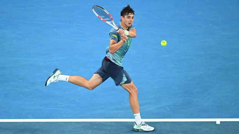 Шевченко вернулся в первую сотню рейтинга и узнал соперников на АО-2026