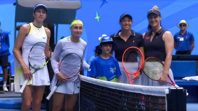 Данилина с Крунич пробились в финал Australian Open-2026