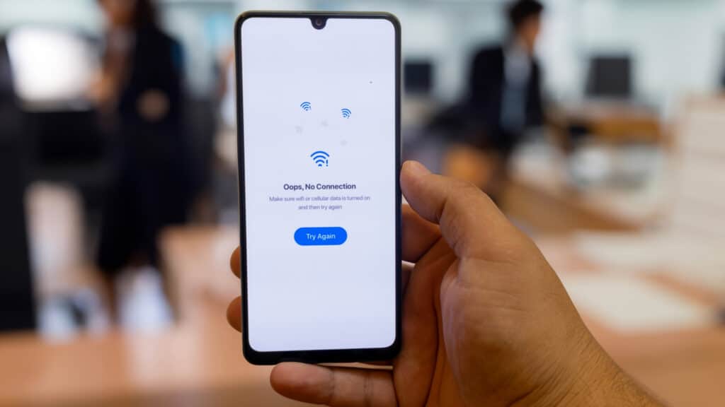 Казахстанцы пожаловались на массовый сбой мобильного интернета