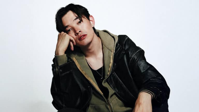 Актер и модель Алмаз Мержакыпов рассказал о переезде в Таиланд ради муай-тай