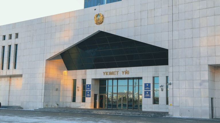 Глава Минюста:  правительство не будет утверждать госпрограммы