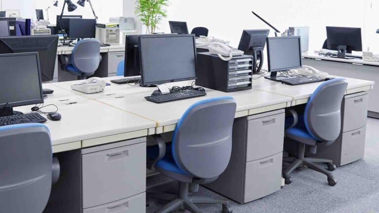 Бір кресло – 20 млн теңге: енді мекемелер порталда бағаны негізсіз көтере алмайды