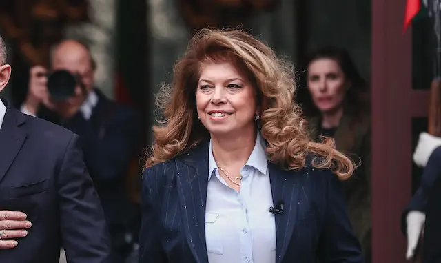 Болгария тарихында алғаш рет әйел адам президент болды