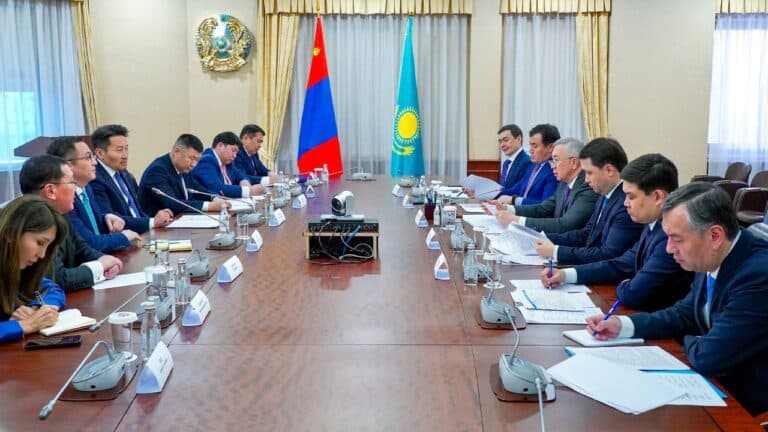 Қазақстан мен Моңғолия тауар айналымын 500 млн долларға жеткізбек