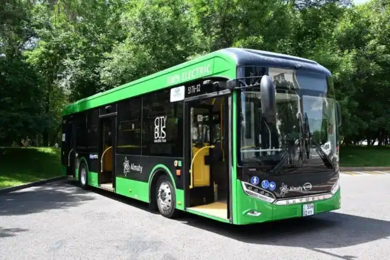 Алматыда 21 қаңтардан бастап екі автобус бағыты өзгереді