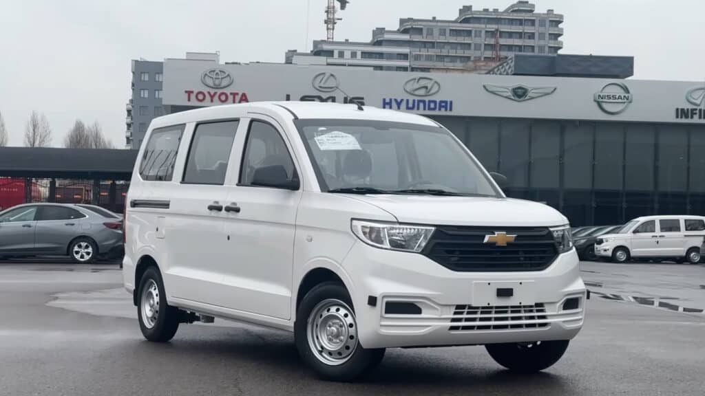 Новый Chevrolet Damas Move протестировали в Узбекистане