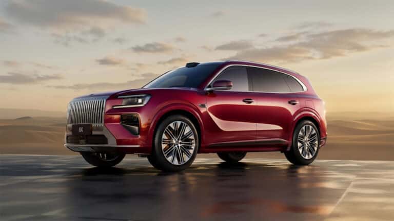 Zeekr 8X с запасом хода до 328 км на электричестве показали на официальных фото