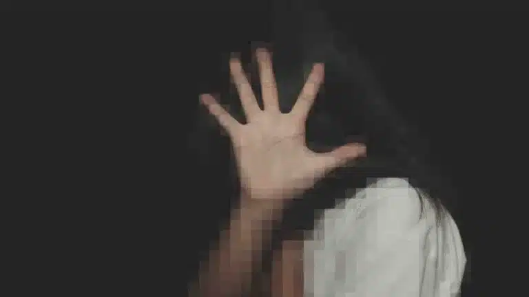 Маңғыстауда өзін атып өлтірген еркек өгей қызын зорлаған